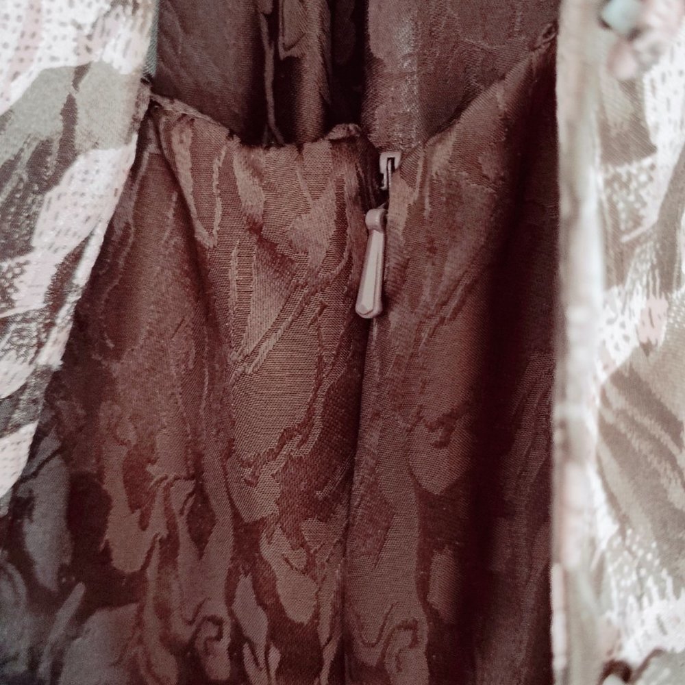 VTG 80s 90s 100% Silk Twist Front Midi Dress Scallop Brocade Brown Size 4 - Picture 7 of 15